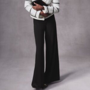 Ann Taylor The Dramatic Wide-leg Crepe Pant